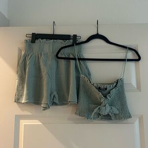 Priceless crop top + shorts set